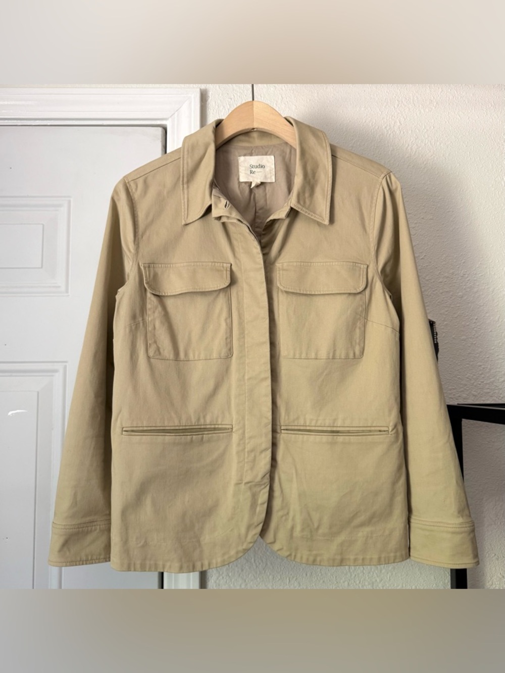 STUDIO RE tan khaki utility cargo chore work‎ long sleeve button up jacket